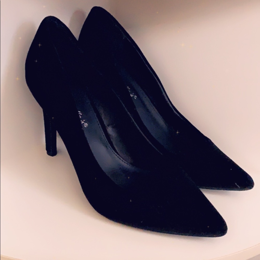 Black heels
